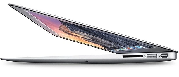 传苹果正开发15英寸MacBook Air，最早明年